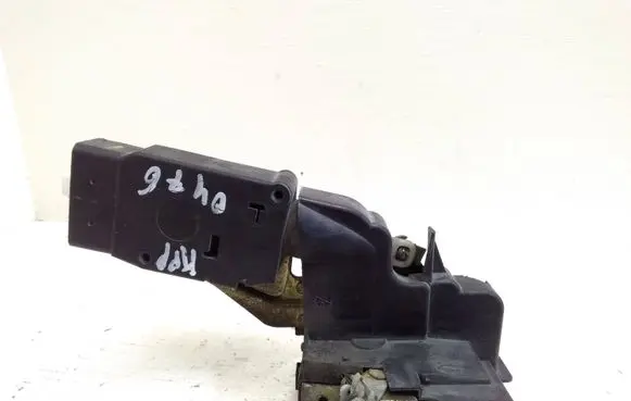 Volvo S40, V40 Front door lock
