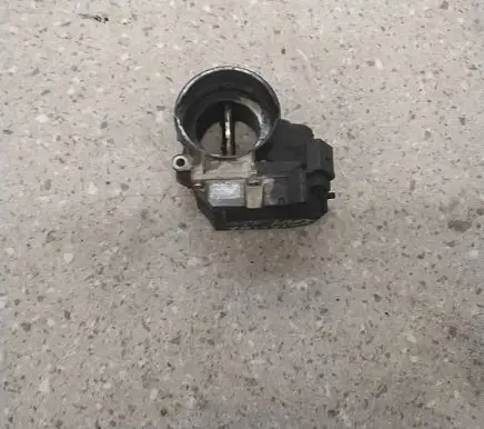Skoda Octavia Mk2 (1Z) Throttle valve 03G128063C A2C53099815 08110570038