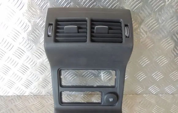 Jaguar F-Pace Rear air vent grill HK8304569A