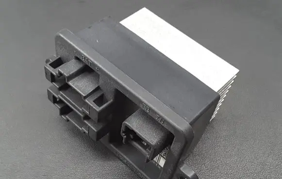 Citroen Berlingo Heater blower motor/fan resistor 9821291980 90737482 9073748230312
