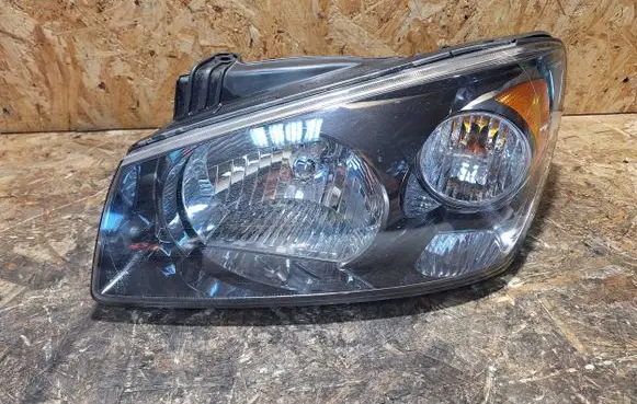 KIA Cerato Headlight/headlamp