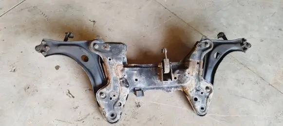 Citroen DS3 Front subframe 9674746380