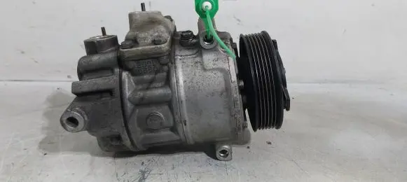 Volkswagen Golf V Air conditioning (A/C) compressor (pump) 1K0820803S