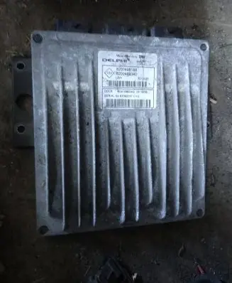 Renault Scenic II - Grand scenic II Engine control unit/module 8200498188 R0410B024D 8200469340