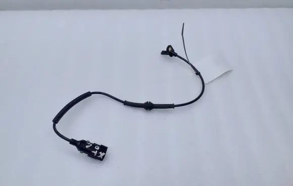Jaguar XF X250 ABS rear brake sensor 8W832B372AB