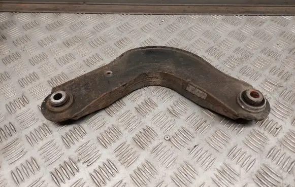 Chrysler Pacifica Rear control arm 68235367A