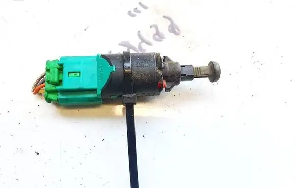 Brake pedal sensor switch