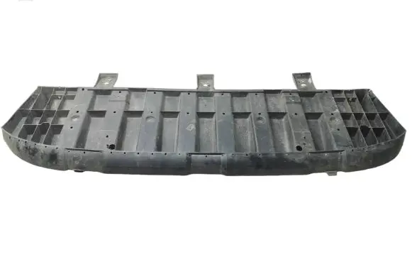 Front bumper skid plate/under tray