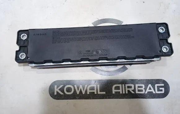 Mercedes-Benz C W205 Knee airbag A2058600202