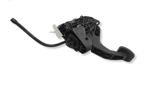 Mercedes-Benz Sprinter W907 W910 Clutch pedal A9072900000