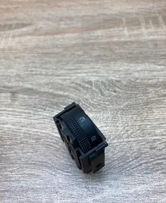 Volkswagen PASSAT B4 Headlight level height control switch 3A1941333 04050712