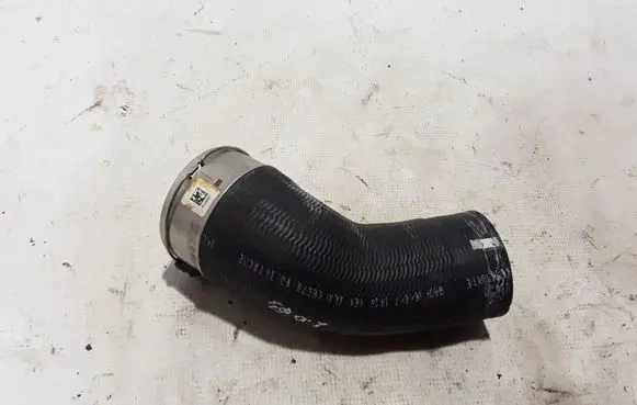 Volvo S90, V90 Intercooler hose/pipe 31686561