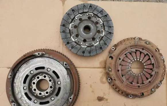 Toyota Corolla Verso E121 Clutch set kit