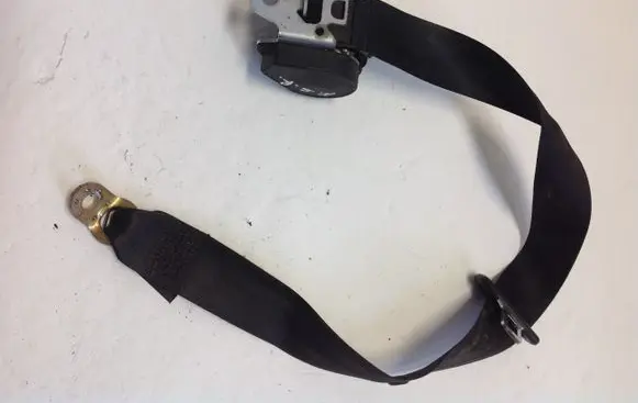 Audi A6 S6 C6 4F Rear seatbelt 603032800 4F0857805E