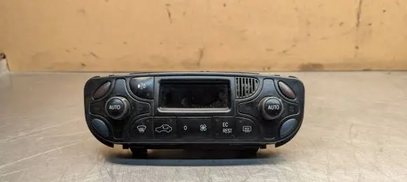 Mercedes-Benz C W203 Climate control unit 2038300585 9140010401