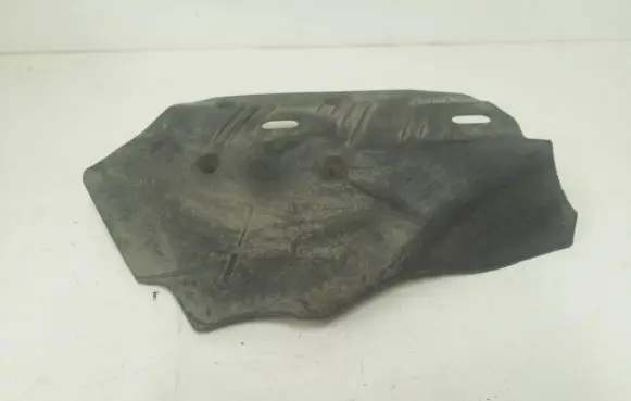BMW 1 F20 F21 Trunk boot underbody cover/under tray 6796137