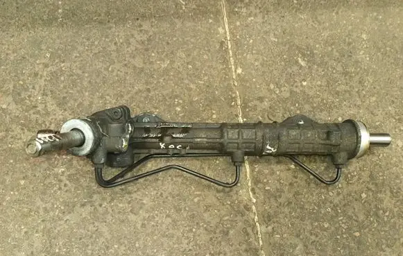 Peugeot 308 SW Steering rack 