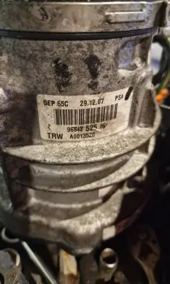 Citroen C4 Grand Picasso Power steering pump A0013520 9684252580