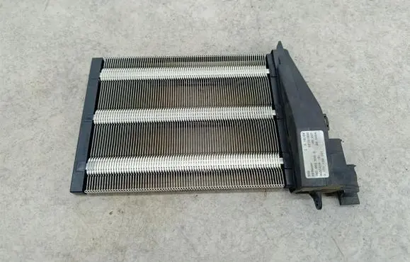 Volkswagen Golf V Air conditioning (A/C) radiator (interior) 1K0963235D