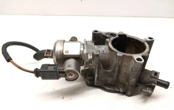Audi A4 S4 B8 8K Fuel injection high pressure pump 06H127025K 2000096765