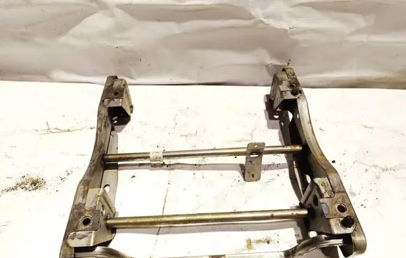 Renault Scenic II - Grand scenic II Driver seat console base 