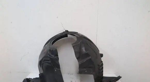 Mercedes-Benz E W212 Front arch 