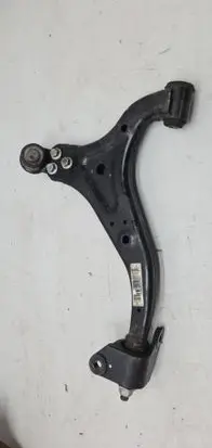 MG HS Front control arm 10329045