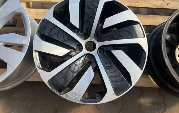 Volkswagen Arteon R19 alloy rim 3G8601025P