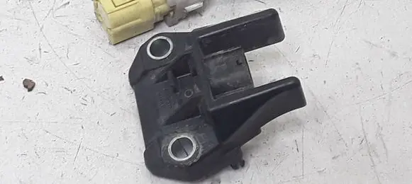 Subaru Legacy Airbag deployment crash/impact sensor 98231AG000