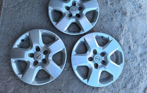 Opel Zafira B R16 wheel hub/cap/trim 13198634NN