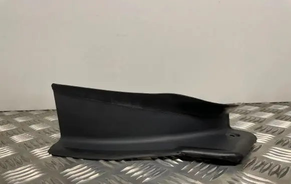BMW 4 F32 F33 Rear/tail light trim molding 7296104