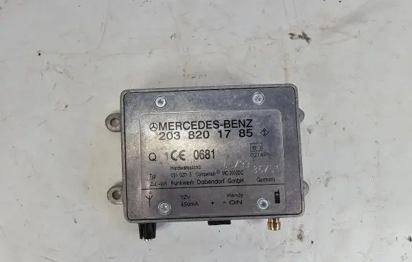 Mercedes-Benz C W203 Antenna control unit 2038201785 09102113