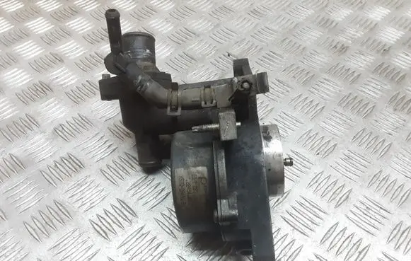 Ford Mondeo Mk III Vacuum pump XS7Q2A451BH