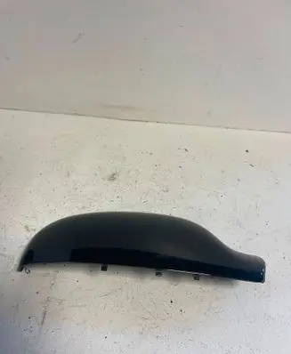 Volvo V70 Plastic wing mirror trim cover 3004250