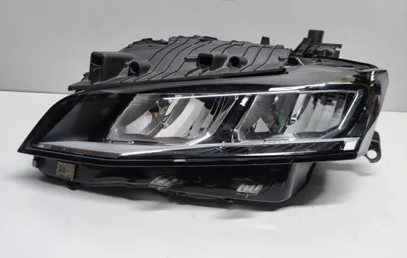 Peugeot 308 Headlight/headlamp 9851673380