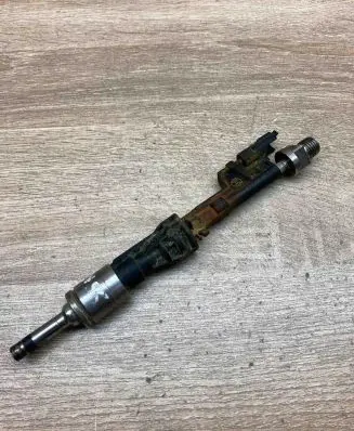 BMW 7 F01 F02 F03 F04 Fuel injector 0261500109 1364759787004 06060913