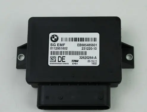 BMW 5 F10 F11 Hand brake control module EB685485601