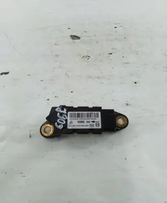 Mercedes-Benz CLS C219 Airbag deployment crash/impact sensor 0018209126