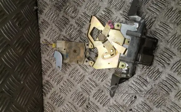 Nissan Pathfinder R51 Tailgate/trunk/boot lock/catch/latch 905550ea500