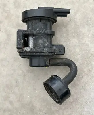 Volvo S40, V40 Turbo solenoid valve 7700103403