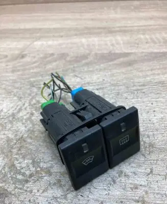 Ford Mondeo Mk III Windscreen/window heater switch 1S7T18K574AA WithPlug