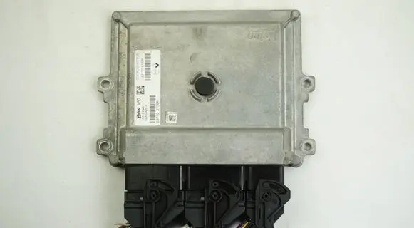 Renault Captur Engine control unit/module ECU 237102706R 237104789R