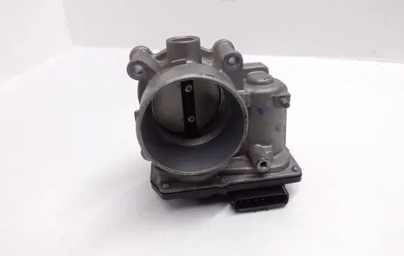 Mazda CX-3 Throttle valve PE0113640B 1672C2272 152003S20