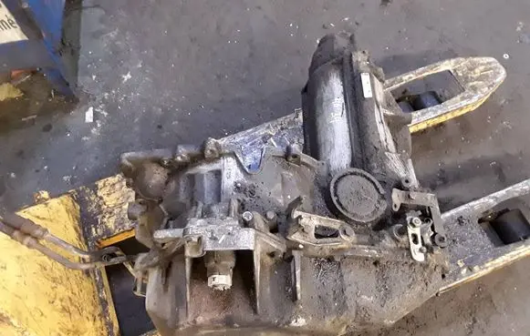 Volvo XC90 Automatic gearbox 24211926