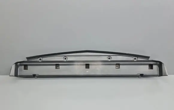 Front bumper skid plate/under tray