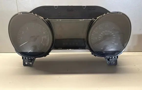 Speedometer (instrument cluster)