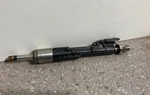 BMW 7 G11 G12 Fuel injector 8626147 13648626147 13538626147