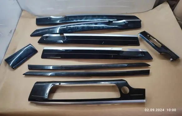 BMW 7 F01 F02 F03 F04 Dashboard glove box trim 7967984