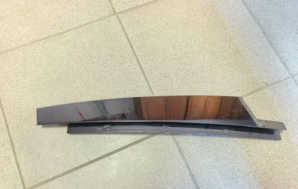 BMW 5 E60 E61 Front door glass trim molding 210709 7898141