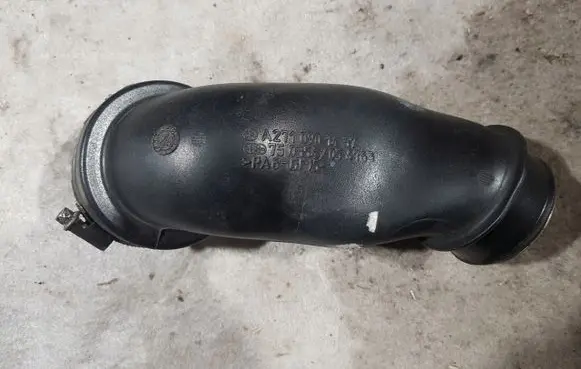 Mercedes-Benz C W203 Intake resonator A271090143712104076450